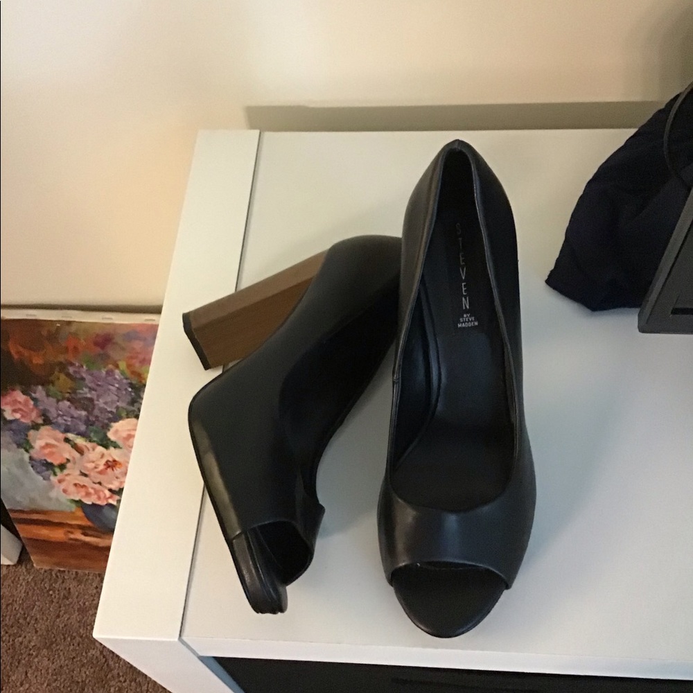 Black Steve Madden